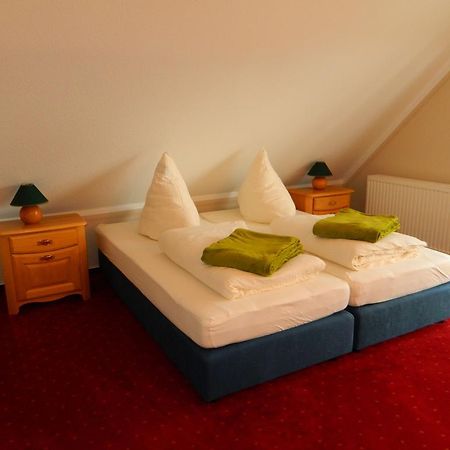 Messeapartment, Messezimmer Sehnde Szoba fotó